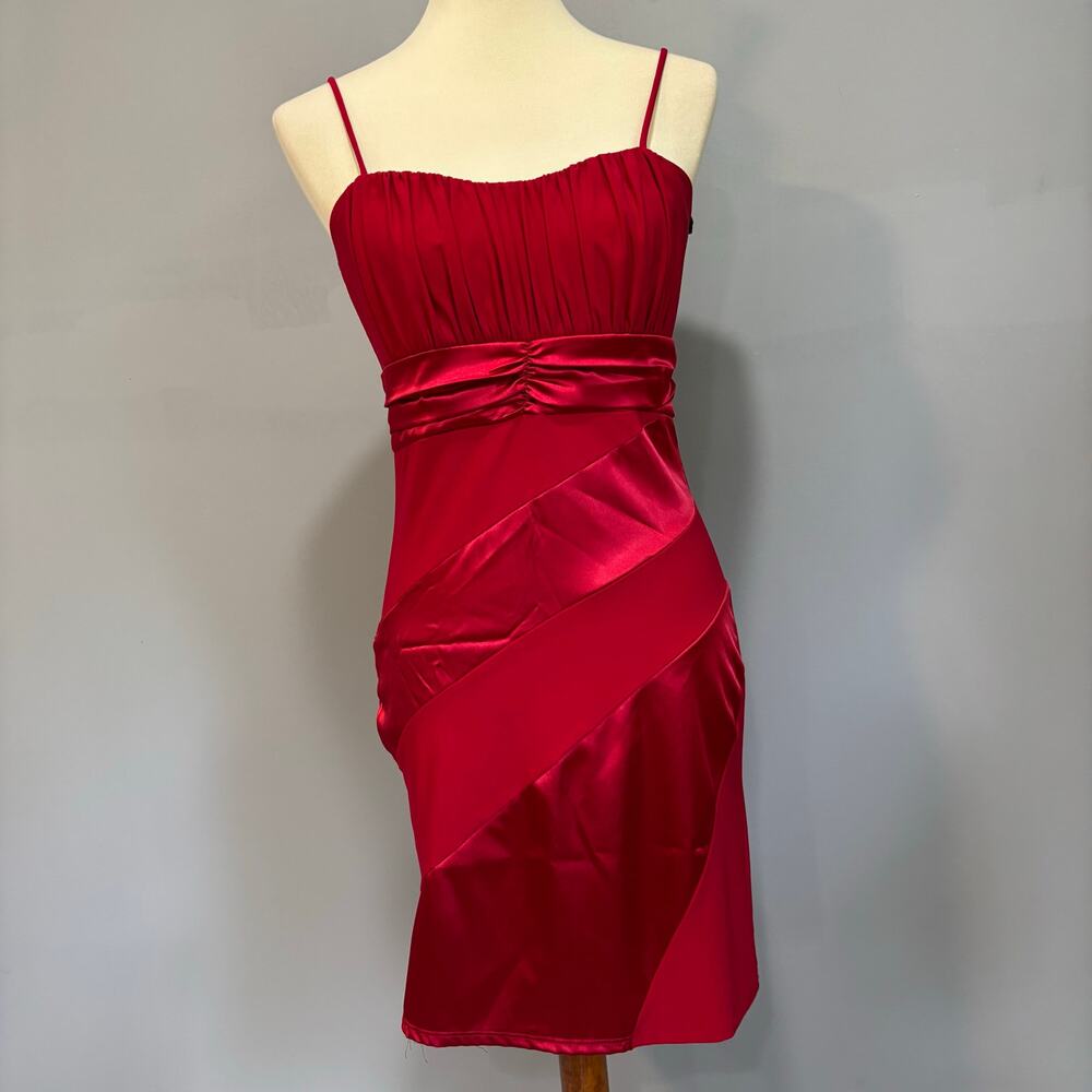 Y2K Red Spaghetti Strap Mini Dress Ruched Neckline Valentines date night, Size L